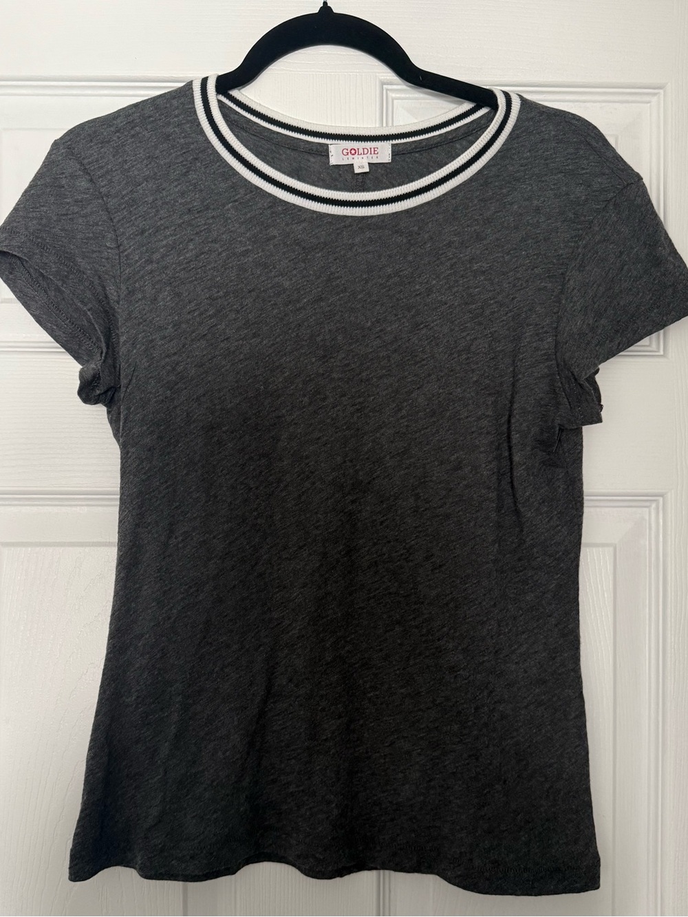 *BUNDLE* Goldie Charcoal Crewneck & Navy Paisley Tee Duo Size XS NWOT *BUNDLE* - Picture 3 of 3